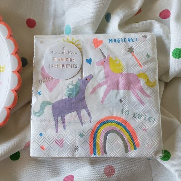 NWT - Meri Meri Unicorn Rainbow Paper Plates (8) and Paper Napkins (16) - Picture 3 of 7